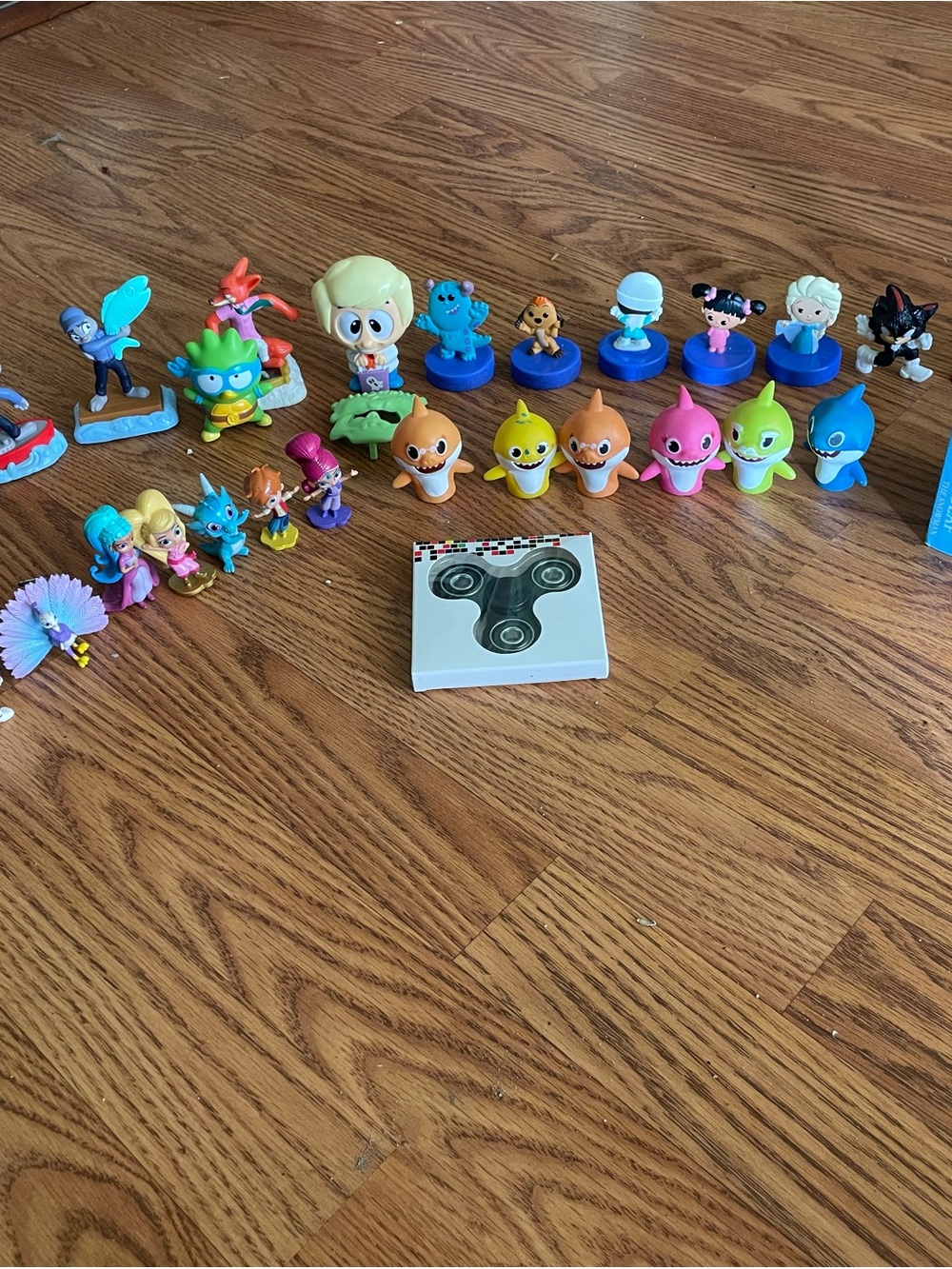 Surprise Figures Set - Multi Color